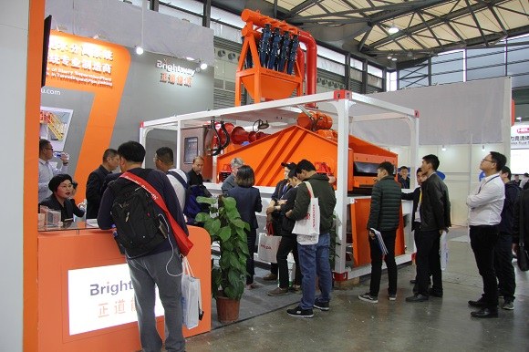 正道能源2018上海寶馬展現(xiàn)場(chǎng)